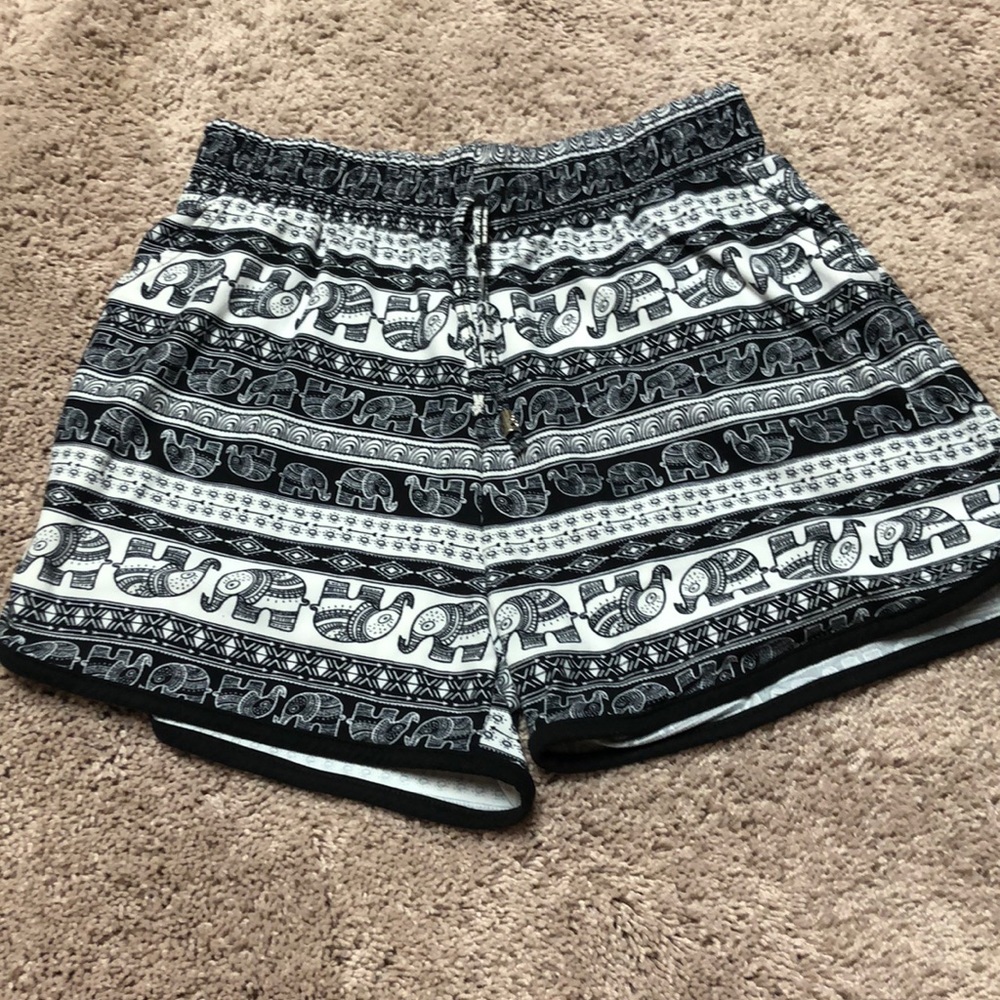 Ivory Ella flowy shorts